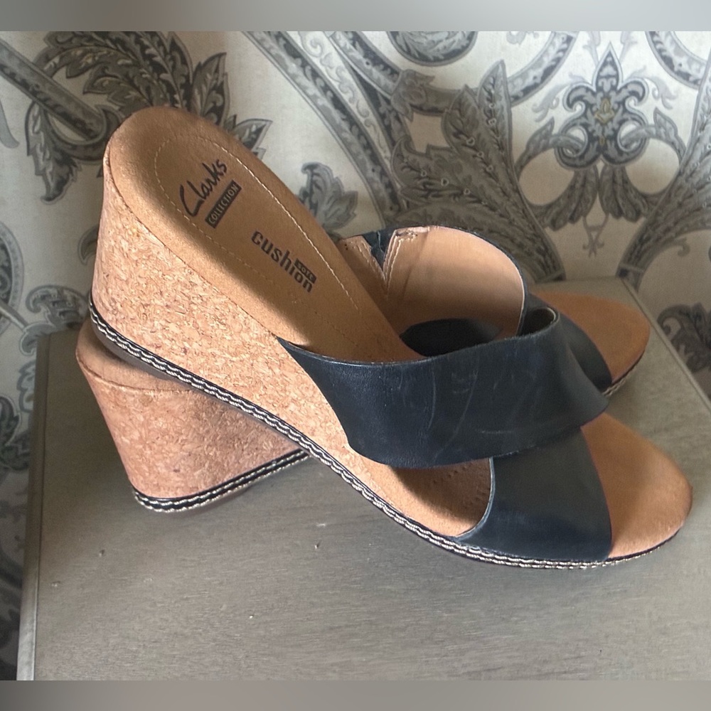 Clarks Black and Tan Wedge Sandals